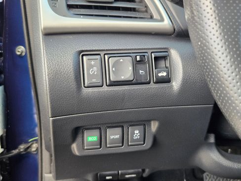 Used 2018 Nissan Sentra S image 25