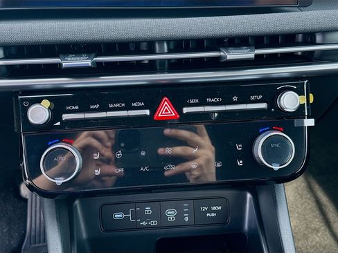 New 2026 Hyundai Santa Cruz Limited image 13