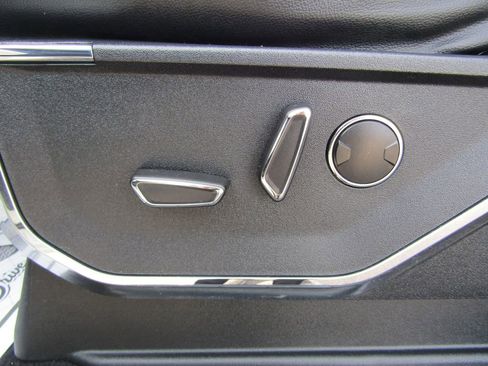 Used 2023 Ford F150 Lariat w/ Equipment Group 502A High image 22