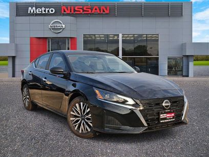 New 2025 Nissan Altima 2.5 SV