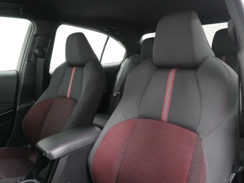 Used 2024 Toyota Corolla SE FWD image 11