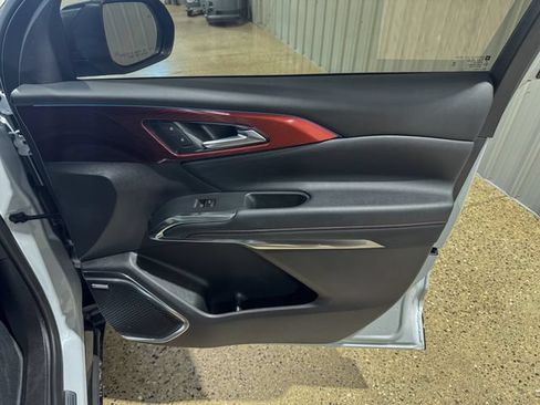 Used 2026 Chevrolet Traverse RS AWD/4WD image 26