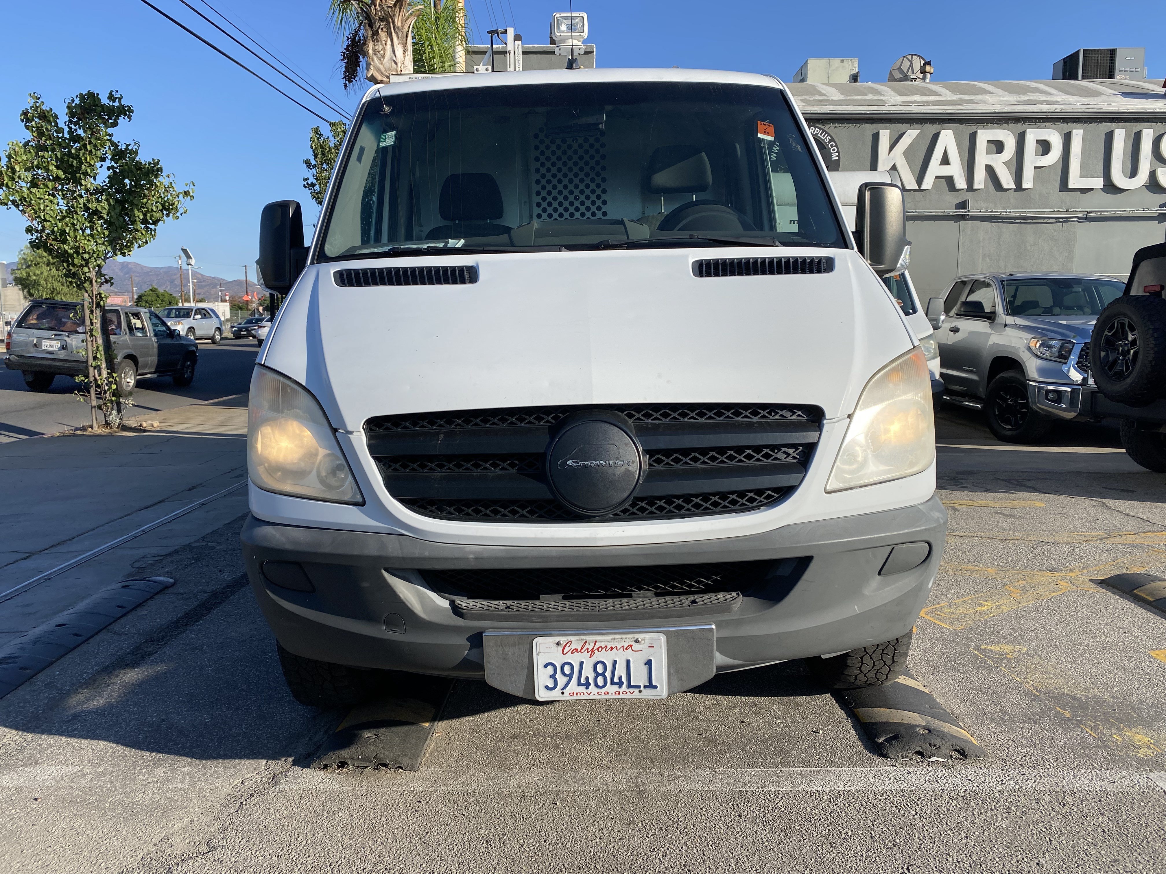 Used 2012 Mercedes-Benz Sprinter 2500 w/ Additional Battery Pkg image 3
