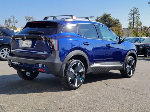 New 2026 Nissan Kicks SR w/ Illumination Package FWD image 2