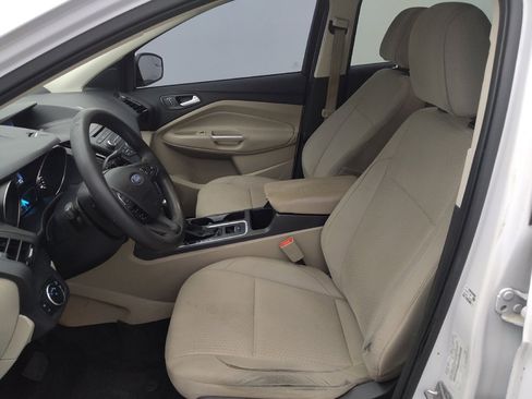 Used 2017 Ford Escape SE FWD image 17