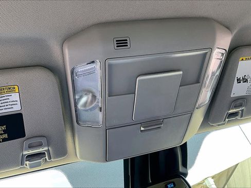 Used 2019 Toyota Tundra SR5 w/ SR5 Upgrade Package image 30