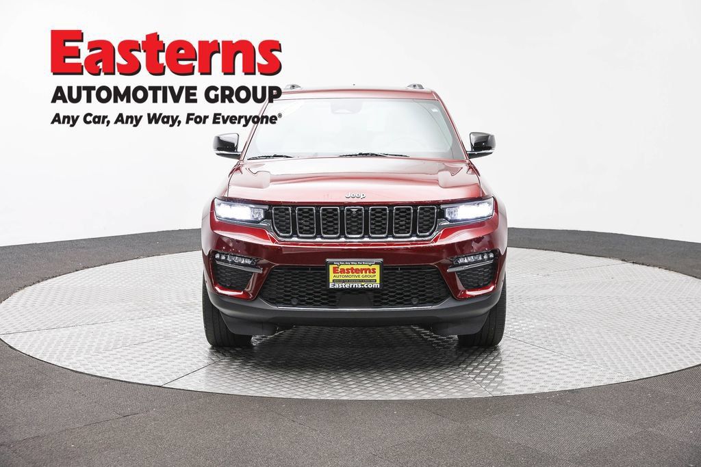 Used 2023 Jeep Grand Cherokee 4WD 4xe w/ Luxury Tech Group II image 2