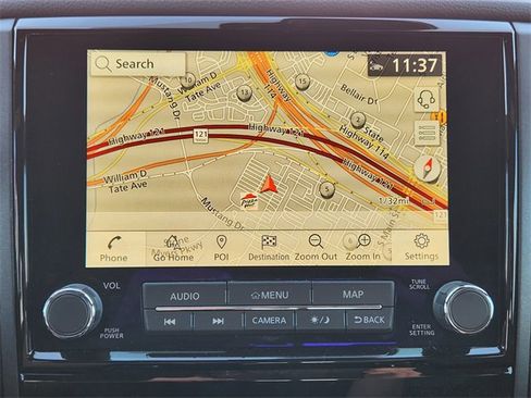 Used 2024 Nissan Titan PRO-4X w/ Pro-4x Convenience Package image 19