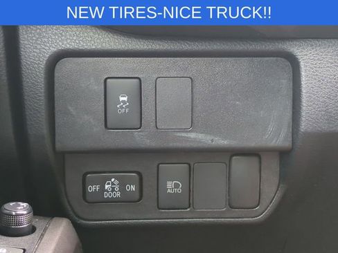 Used 2021 Toyota Tacoma SR5 image 19
