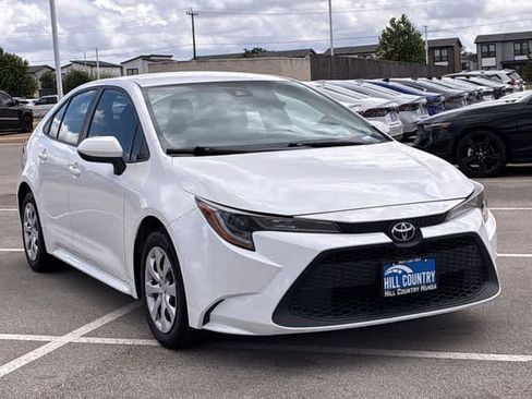 Used 2022 Toyota Corolla LE FWD image 8