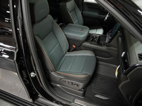 New 2026 GMC Yukon XL AT4 w/ AT4 Premium Plus Package AWD/4WD image 21