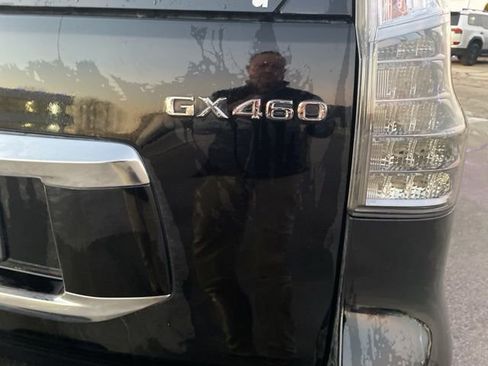 Used 2021 Lexus GX 460 Premium image 4