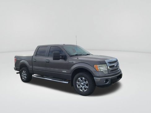 Used 2013 Ford F150 XLT w/ Luxury Equipment Group image 8