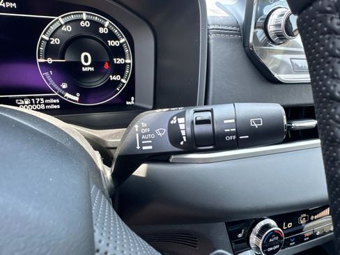 New 2025 Mitsubishi Outlander SEL FWD image 30