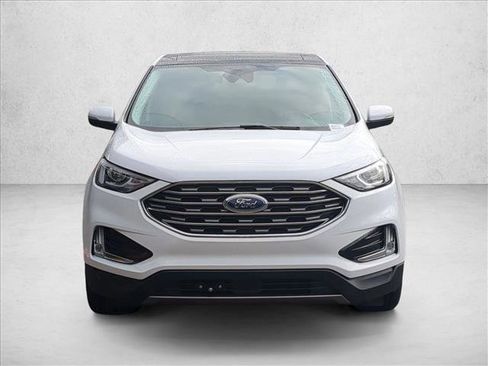 Used 2020 Ford Edge SEL w/ Convenience Package image 2