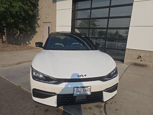 Certified 2024 Kia EV6 GT-Line AWD/4WD image 3