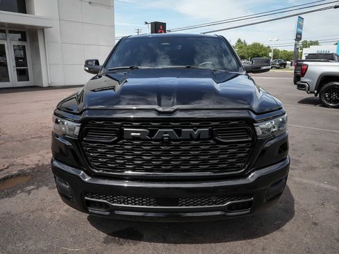Used 2025 RAM 1500 Big Horn AWD/4WD image 2