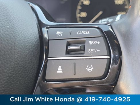 Certified 2024 Honda HR-V Sport image 30