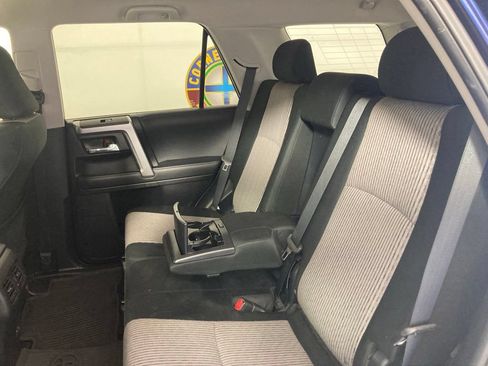 Used 2020 Toyota 4Runner SR5 AWD/4WD image 14