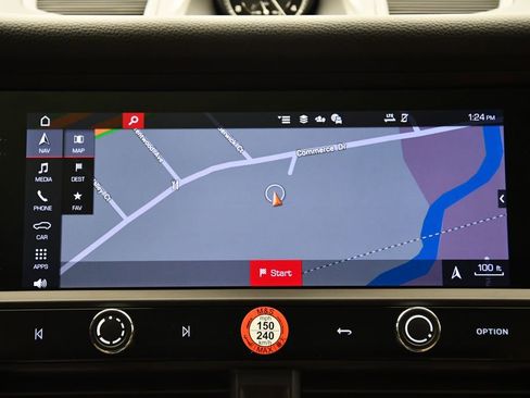 Used 2025 Porsche Macan image 27