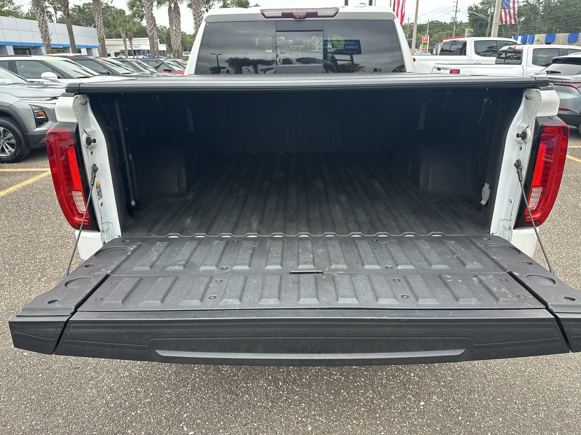 Used 2020 GMC Sierra 1500 Denali w/ Denali Ultimate Package AWD/4WD image 32