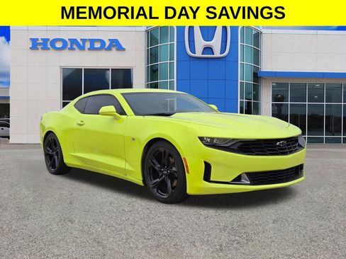 Used 2021 Chevrolet Camaro LT w/ RS Package RWD image 15