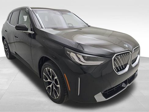 Used 2026 BMW X3 xDrive30 w/ Convenience Package AWD/4WD image 2