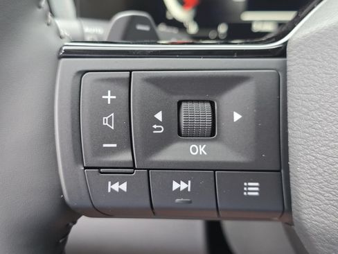 New 2026 Nissan Pathfinder SL w/ SL Premium Package AWD/4WD image 40