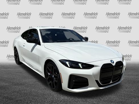 New 2027 BMW M440i Coupe w/ Premium Package RWD image 2