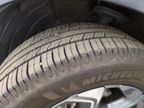 Used 2019 Honda CR-V EX image 27