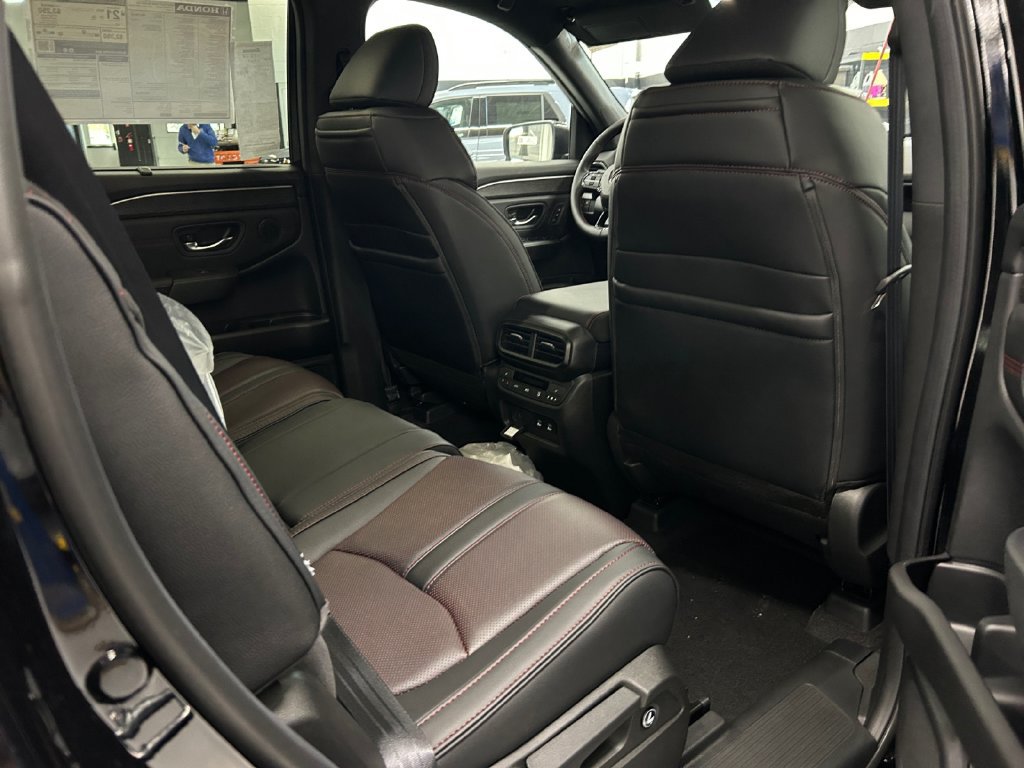New 2026 Honda Pilot Black Edition image 21
