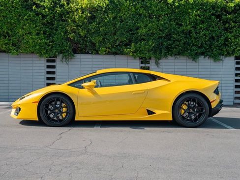 Used 2018 Lamborghini Huracan LP 580-2 RWD image 12