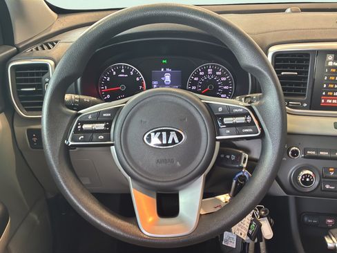 Used 2020 Kia Sportage LX FWD image 27