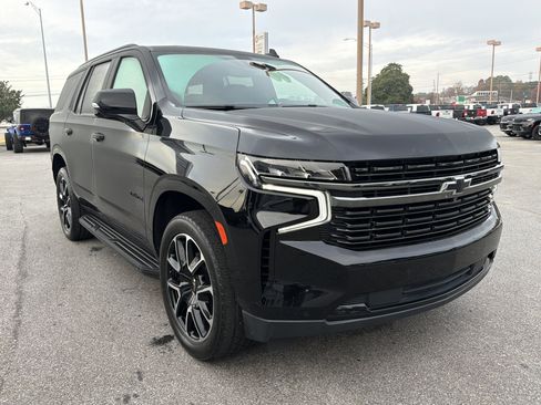 Used 2021 Chevrolet Tahoe RST w/ Luxury Package image 4