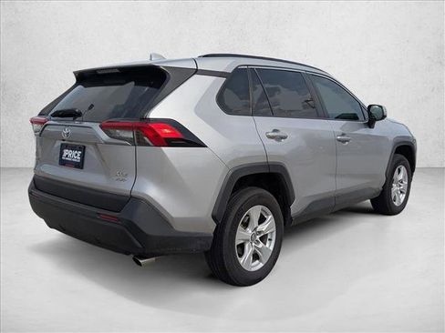 Used 2020 Toyota RAV4 XLE w/ All Weather Liner Package image 5