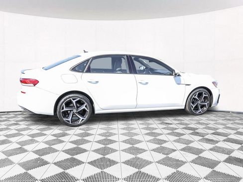 Used 2021 Volkswagen Passat 2.0T R-Line FWD image 10