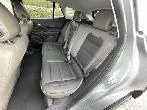 New 2026 Chevrolet Trax ACTIV w/ Sunroof Package image 23