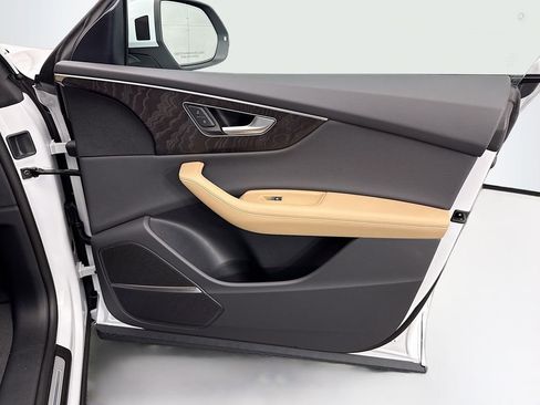 Used 2026 Audi Q8 Premium Plus image 24