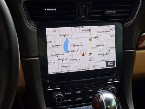 Certified 2017 Porsche 911 Turbo image 20