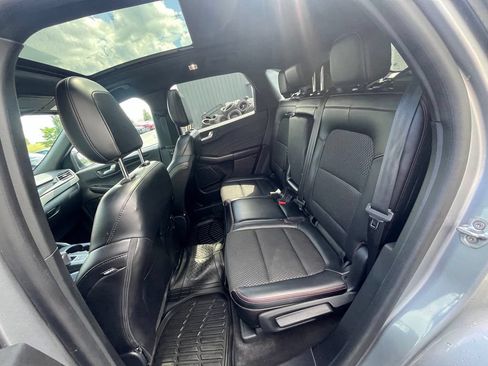 Used 2024 Ford Escape ST-Line w/ Tech Pack #1 AWD/4WD image 23