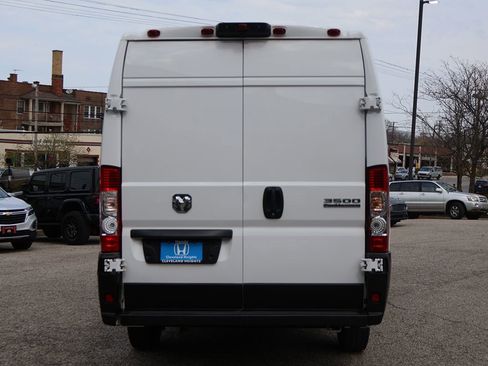 Used 2023 RAM ProMaster 3500 FWD image 9