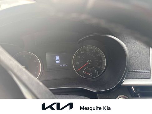 Used 2020 Kia Optima Premium FWD image 1