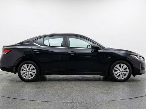 Used 2025 Nissan Sentra S FWD image 11