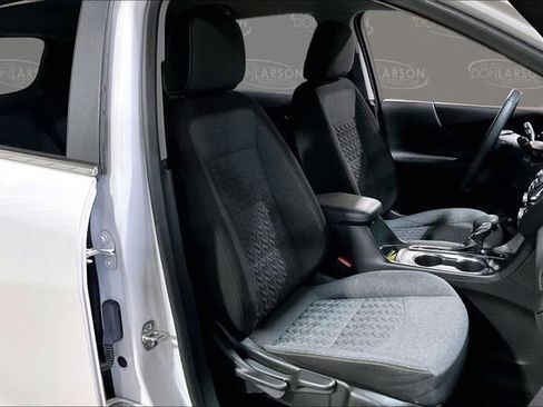 Certified 2024 Chevrolet Equinox LT w/ LPO, Floor Liner Package image 15