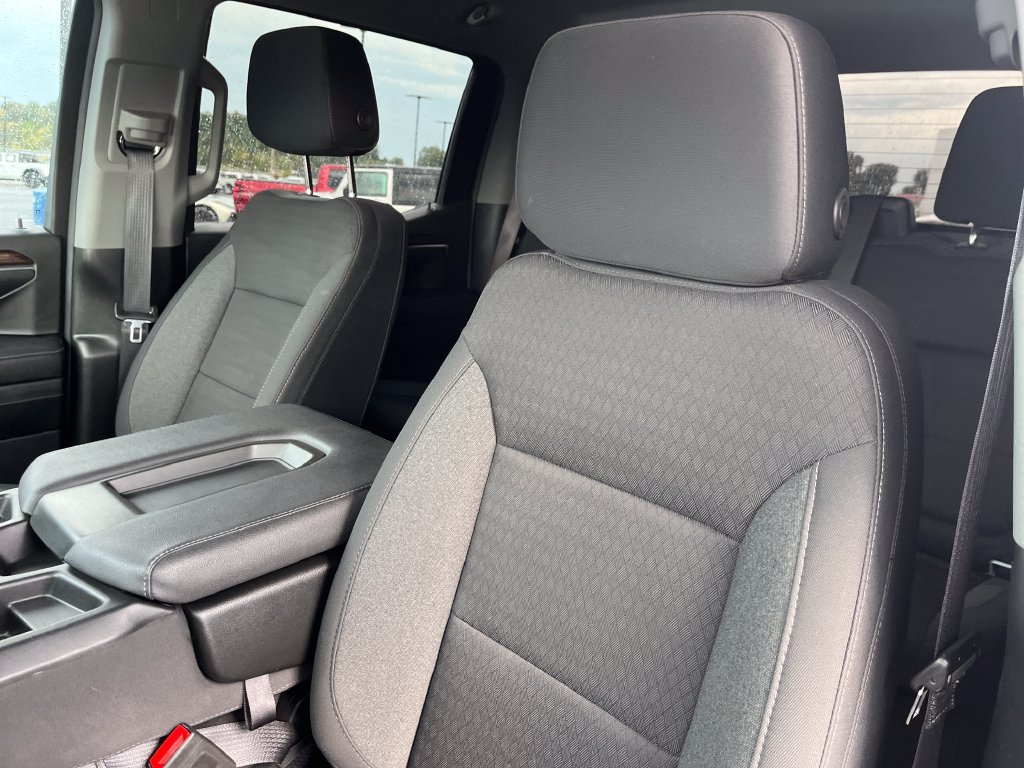 Used 2024 GMC Sierra 1500 Elevation AWD/4WD image 13