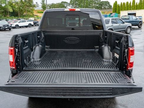 Used 2018 Ford F150 XLT w/ Equipment Group 302A Luxury AWD/4WD image 17
