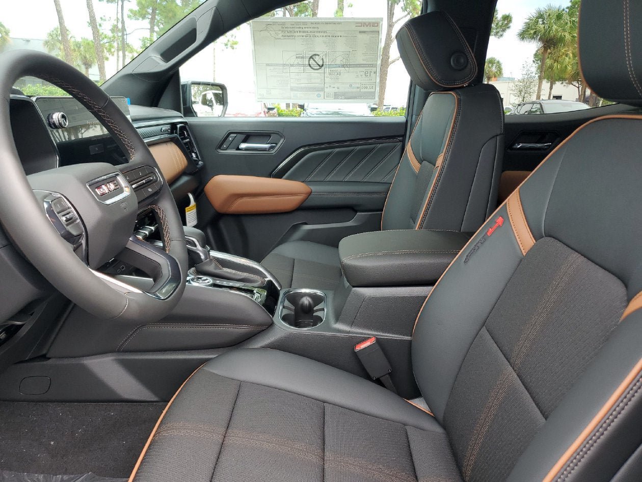 New 2026 GMC Canyon AT4 AWD/4WD image 19