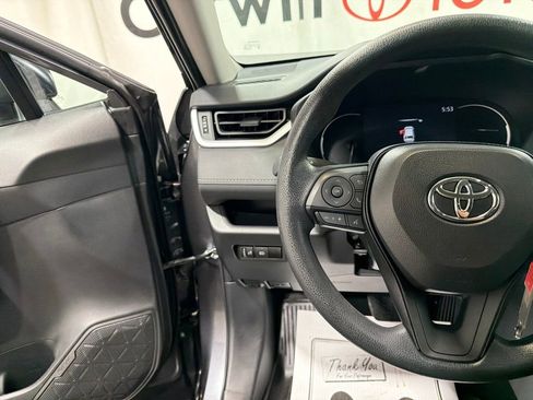 Used 2024 Toyota RAV4 LE AWD/4WD image 21