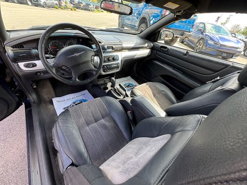 Used 2006 Chrysler Sebring Touring FWD image 23