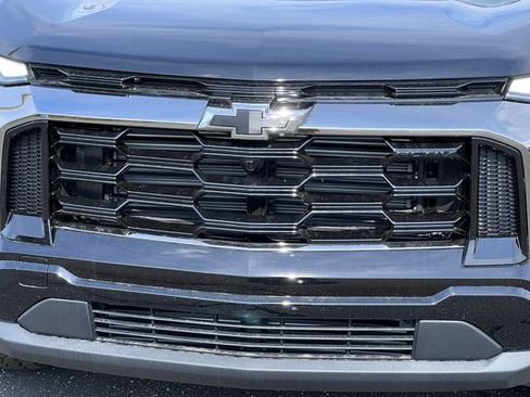 New 2026 Chevrolet Equinox ACTIV w/ Convenience Package III AWD/4WD image 37